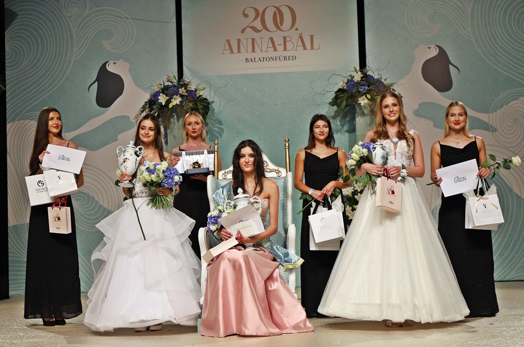 200 éves az Anna-bál – jubileumi ünnepség Herendi porcelánnal